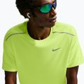 Tricou de alergare pentru bărbați Nike Miler Dri-Fit UV volt ice 6