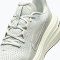 Încălțăminte de alergare pentru femei Nike Winflo 12 off white/barely green/metallic silver 3