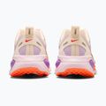 Încălțăminte de alergare pentru femei Nike Vomero 18 chalk/pink foam/bright violet/tattoo 4