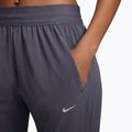 Pantaloni pentru femei Nike Swift gridiron 3