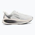 Încălțăminte de alergare pentru femei Nike Vomero 18 summit white/sail/metallic silver 2