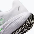 Încălțăminte de alergare pentru femei Nike Quest 7 white/illusion green/metallic silver 8