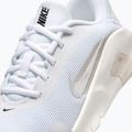 Încălțăminte de antrenament pentru femei Nike Flex Train white/sail/phantom/ metallic silver 7