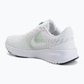 Încălțăminte de alergare pentru femei Nike Run Defy white/cucumber calm/black/illusion green 3