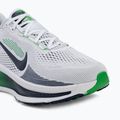 Încălțăminte de alergare pentru bărbați Nike Vomero 18 white/green spark/midnight navy 7