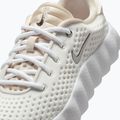 Încălțăminte pentru femei Nike Mind 002 summit white/phantom/metallic silver 5
