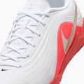 Încălțăminte de fotbal pentru bărbați Nike Tiempo Maestro Club white/bright crimson/blur 5
