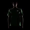 Tricou de alergare pentru bărbați Nike Miler Dri-Fit UV illusion green 7