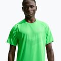 Tricou de alergare pentru bărbați Nike Stride green spark 4