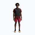 Pantaloni scurți de alergare pentru bărbați Nike Miler tough red/sport red 2
