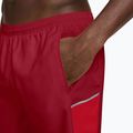 Pantaloni scurți de alergare pentru bărbați Nike Miler tough red 4