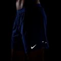 Pantaloni scurți de alergare pentru bărbați Nike Stride Dri-Fit 2in1 7" hyper royal 7