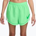 Pantaloni scurți de alergare pentru femei Nike Tempo Dri-Fit Unlined illusion green/barely green/green spark