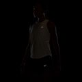 Tricou de alergare pentru femei Nike Swift Dri-Fit Tank Top sail 7
