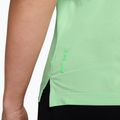 Tricou de antrenament pentru femei Nike 24.7 ImpossiblySoft Light cucumber calm/illusion green 3
