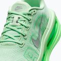 Încălțăminte de alergare pentru femei Nike Vomero Premium cucumber calm/metallic silver 7