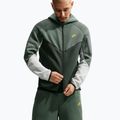 Bluză pentru bărbați Nike Tech Windrunner Full Zip camo green/black spruce/chrome yellow 4