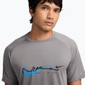 Tricou de alergare pentru bărbați Nike Stride Let Go Dri-FIT ADV pencil point 3