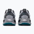 Încălțăminte de alergare pentru bărbați Nike Vomero 18 football grey/metallic cool grey/black 2