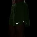 Pantaloni scurți de alergare pentru bărbați Nike Stride light lemon twist 5