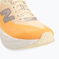 Încălțăminte de alergare pentru femei New Balance FuelCell Rebel V5 calcium/gumdrop 7