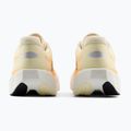 Încălțăminte de alergare pentru femei New Balance FuelCell Rebel V5 calcium/gumdrop 2