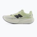 Încălțăminte de alergare pentru femei New Balance FuelCell Rebel V5 pistachio butter/sea salt 3
