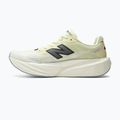 Încălțăminte de alergare pentru bărbați New Balance FuelCell Rebel V5 pistachio butter/digital mist 2