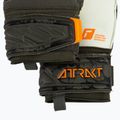 Mănuși de portar Reusch Attrakt Grip Finger Support verzi-portocalii 5370010-5556 3