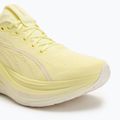 Pantofi de alergare pentru femei PUMA MagMax Nitro gold moon 7