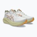 Încălțăminte de alergare pentru bărbați  ASICS Gel-Nimbus 27 white/fawn 3
