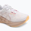 Încălțăminte de alergare pentru femei  ASICS Novablast 5 white/fawn 7