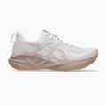 Încălțăminte de alergare pentru femei  ASICS Novablast 5 white/fawn