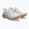 Încălțăminte de alergare pentru femei  ASICS Novablast 5 white/fawn 3