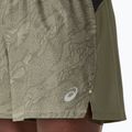Pantaloni scurți de alergare pentru bărbați ASICS Fujitrail All Over Print 5IN mantle green 6