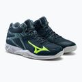 Pantofi de volei pentru bărbați Mizuno Thunder Blade 3 Mid albastru V1GA217538 5