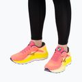 Pantofi de alergare pentru femei Mizuno Wave Sky 7 highvpink/ombre blue/bolt2neon 2