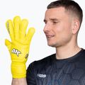 Mănuși de portar pentru copii 4keepers Champ Colour Yellow VII RF2G Jr yellow 8