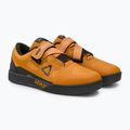 Pantofi de ciclism MTB bărbați Leatt 5.0 Clip maro 3023048303 4