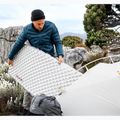 Saltea gonflabilă Naturehike Tuye R 5.8 carbon silver 3