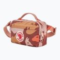Borsetă Fjällräven Kanken Graphics Hip Pack chalk rose/hidden animals 2