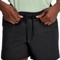 Pantaloni scurți de alergat pentru bărbați On Running Essential black 3