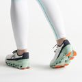 Pantofi de alergare pentru femei On Cloudmonster alb 6198241 3