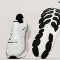 Încălțăminte de alergat pentru bărbați New Balance WMOREV4 albă NBMMORCW4 18