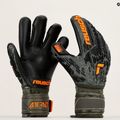 Reusch Attrakt Freegel Freegel Gold Finger Support Goalkeeper Gloves negru 5370030-5555 14