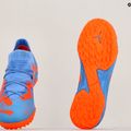 PUMA Future Match TT+Mid JR ghete de fotbal pentru copii albastru/portocaliu 107197 01 16