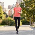 Tricou de alergare pentru femei  Joma R-Night Iconic coral 8