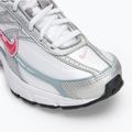 Încălțăminte pentru femei Nike Initiator white/metallic silver/mistic blue/cherry 7