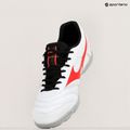 Încălțîminte de fotbal pentru bărbați Mizuno MRL Sala Club TF white/radiant red 15