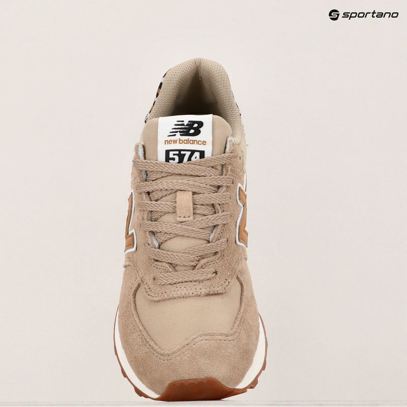 Încălțăminte pentru femei New Balance 574's V2 brown 9